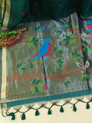 dark green silk blend saree with zari weaving
 3