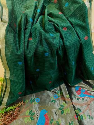 dark green silk blend saree with zari weaving
 4