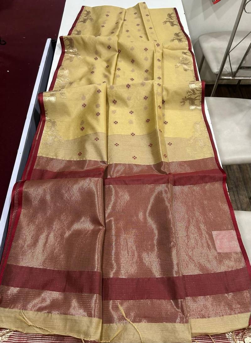 Cream color bandhni style butti weaves khadi raw silk saree