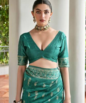 emerald color warli design weaving banglori raw silk saree 5