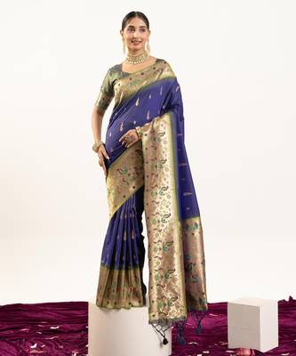 navy blue peacock design banarasi silk paithani saree 3