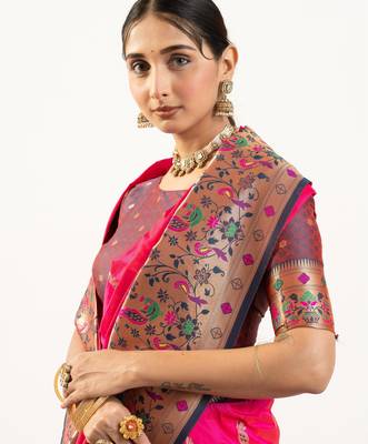 rani pink peacock design banarasi silk paithani saree 2