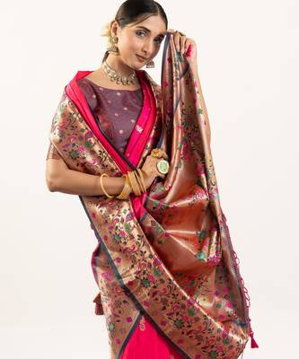 rani pink peacock design banarasi silk paithani saree 3