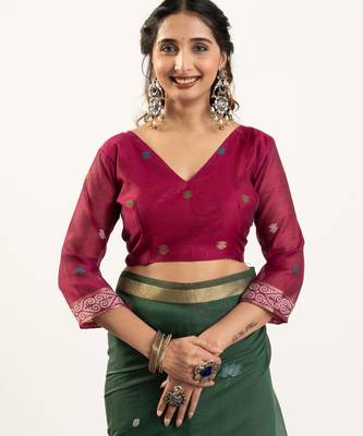 dark green lotus and zari weaving muga cotton saree 5