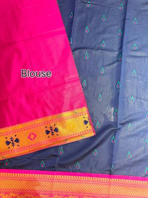 navy blue peacock design zari weaving banarasi saree 4