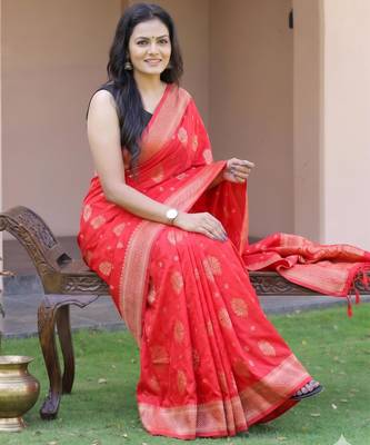 Red silk blend zari woven saree 2