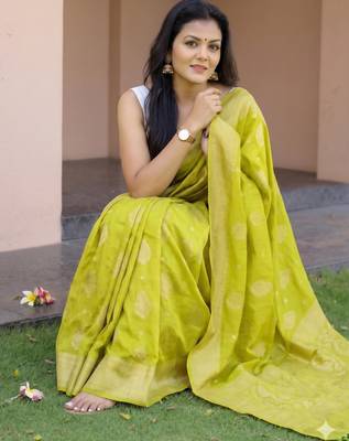 Parrot green silk blend zari woven saree 2
