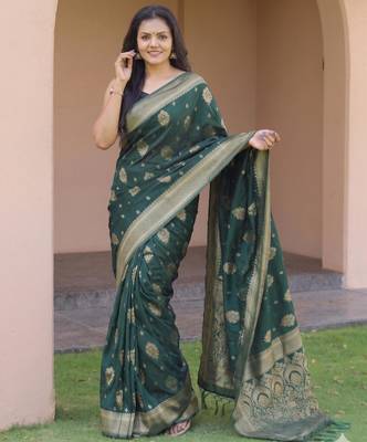 Green silk blend zari woven saree 3