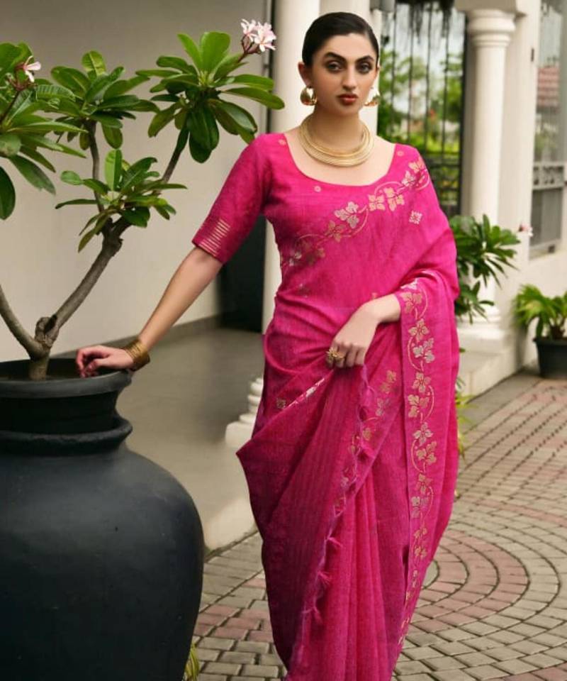 Pink silk blend printed saree