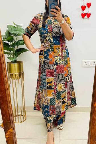Floral printed pure cotton round neck kurta & trouser set