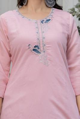 pink floral embroidered silk kurta set with dupatta 4