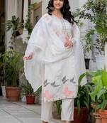 Floral embroidered silk blend v neck kurta trouser & dupatta set