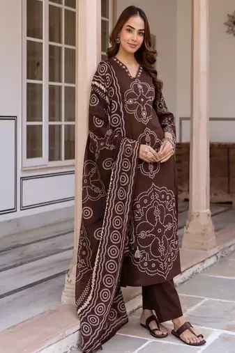 Floral embroidered pure cotton v neck kurta trouser & dupatta set