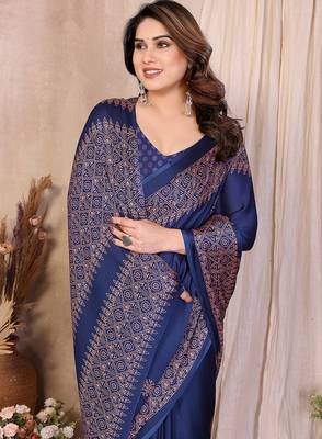 blue block print georgette saree with blouse 4