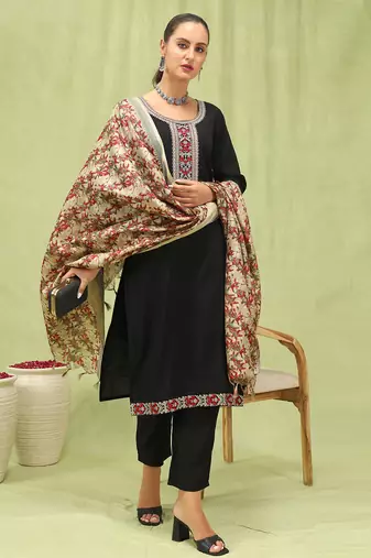 black viscose silk kurta set with thread embroidery