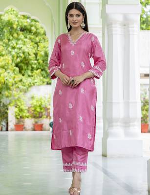 pink silk blend kurta pant set with embroidery design 2