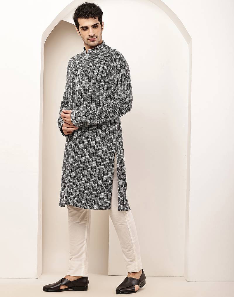 Men’s black & white embroidered kurta pyjama set