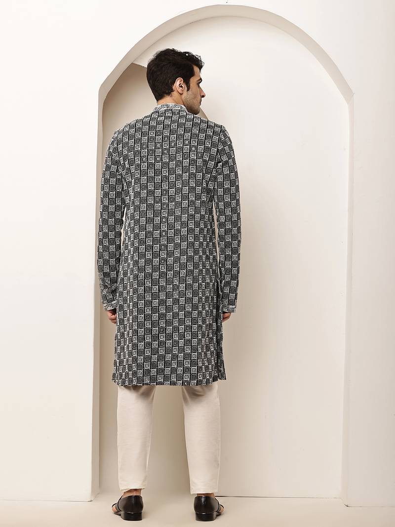 Men’s black & white embroidered kurta pyjama set