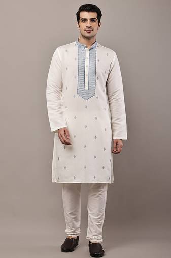Men’s off-white embroidered kurta pyjama set