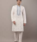 Men’s off-white embroidered kurta pyjama set
