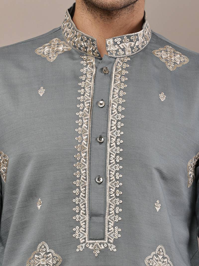 Men’s grey embroidered kurta pyjama set