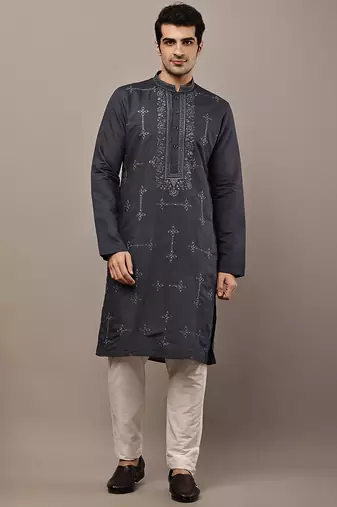 Men’s dark grey embroidered kurta pyjama set