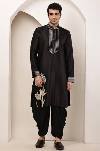 Men’s black embroidered kurta with contrast threadwork & decorative motif kurta pyjama set
