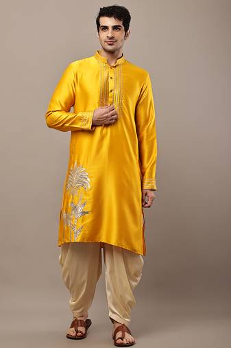 Men’s yellow embroidered kurta with contrast threadwork & decorative motif kurta pyjama set