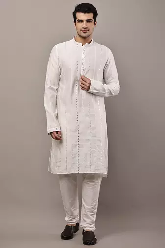 Men’s white textured embroidered kurta pyjama set