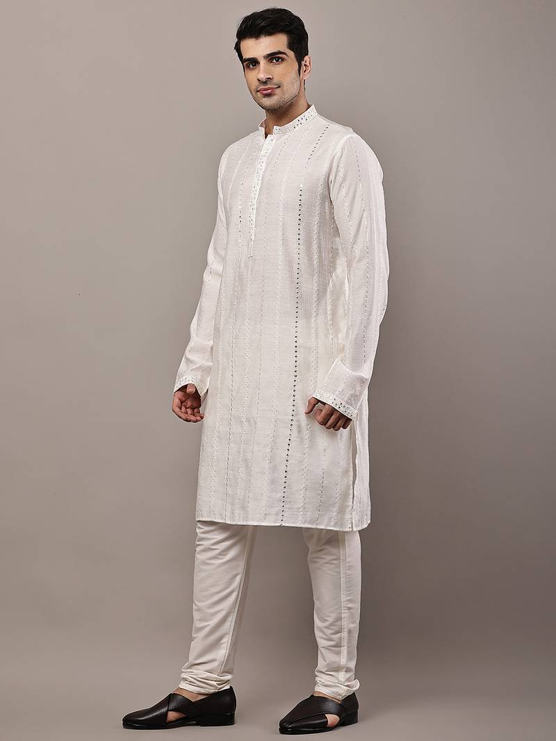Men’s white textured embroidered kurta pyjama set