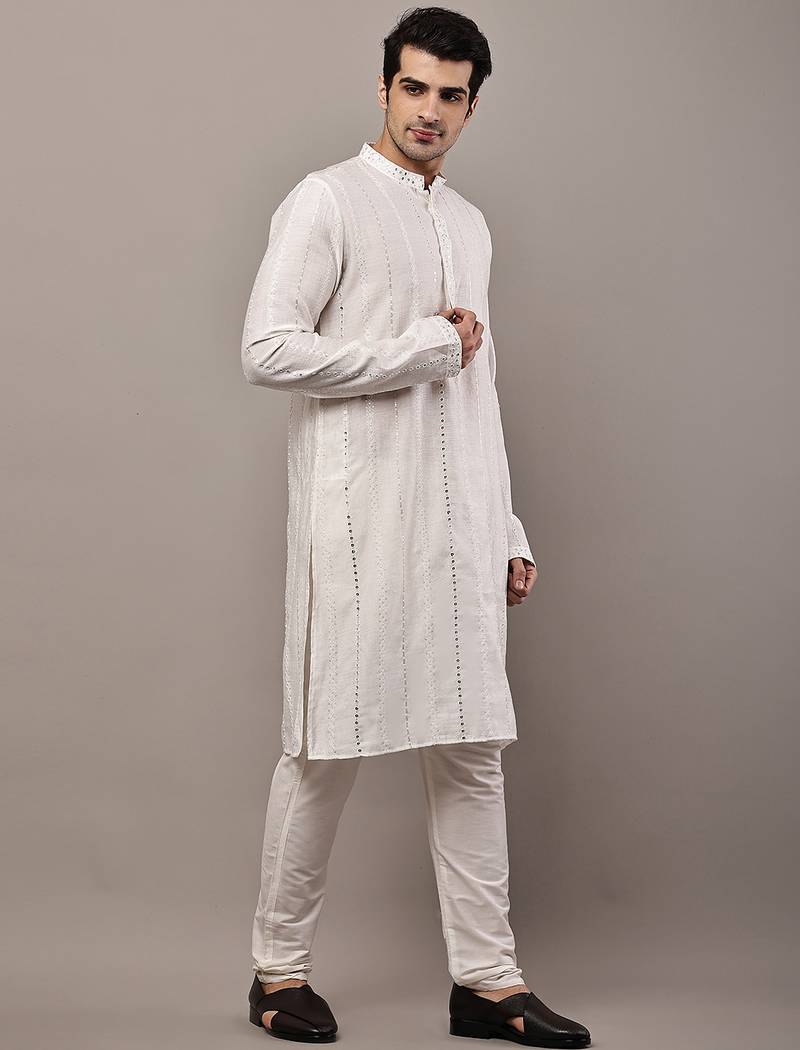 Men’s white textured embroidered kurta pyjama set