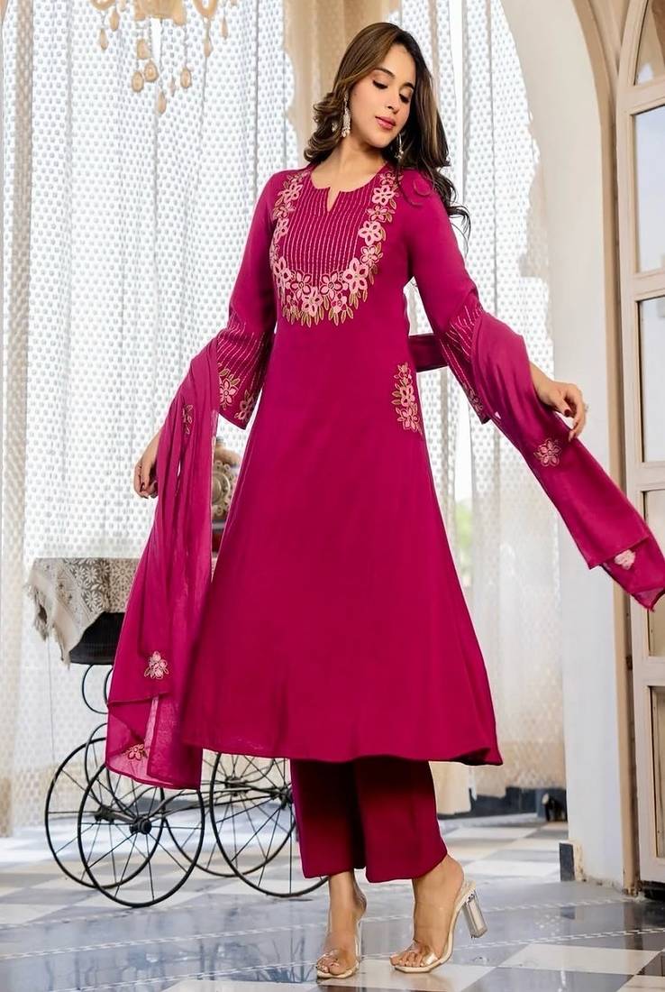Floral embroidered pure cotton round neck kurta trouser & dupatta set