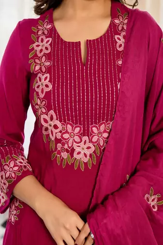 pink floral thread embroidered cotton kurta set