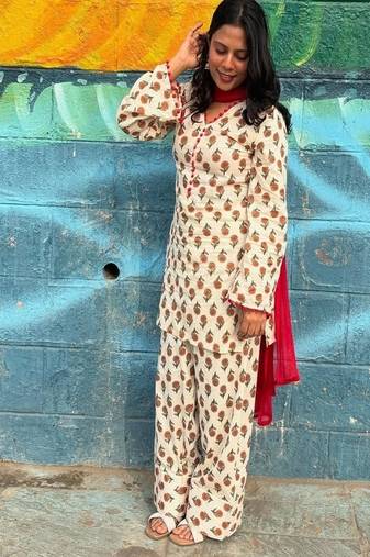 Floral printed pure cotton round neck kurta trouser & dupatta set