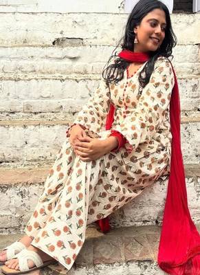 off white floral print cotton kurta set 2