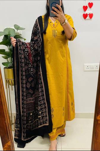 Floral embroidered pure cotton v neck kurta trouser & dupatta set