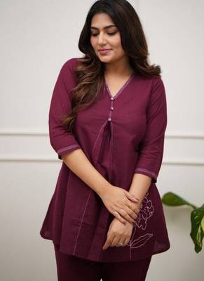 maroon floral print cotton v neck co ord set 3