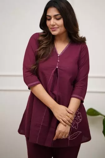 maroon floral print cotton v neck co ord set