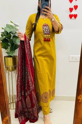 dark yellow floral print cotton kurta pant set 2