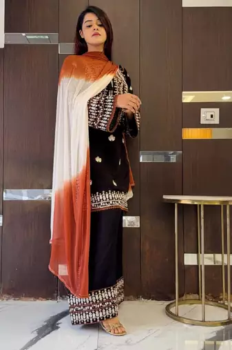 Womens trendy stylish embroidery thread work kurta set