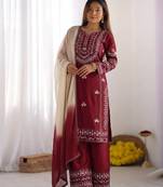 Womens trendy  embroidery thread work kurta set