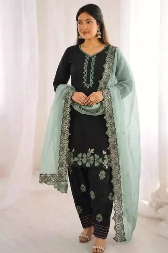 Women's fancy stylish heavy embroidery sequence work with rivet moti work kurta set