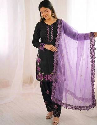 lavender silk salwar kameez with embroidery sequins work 2