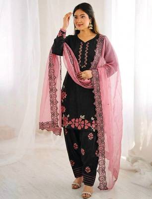 peach silk salwar kameez with embroidery sequins work 2