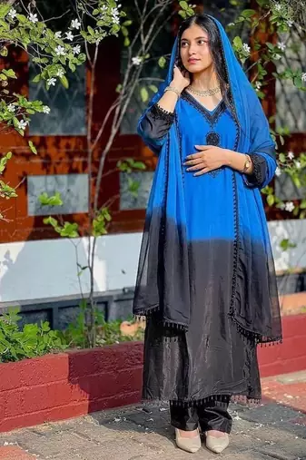 Womens's trendy stylish french crepe silk kurta sent