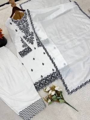 Womens embroidery thread work kurta set 3