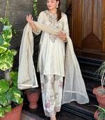 Womens trendy  embroidery thread work kurta set