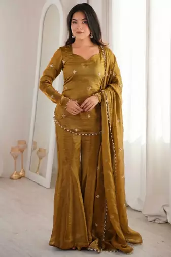 New womens trendy  embroidery sequence work kurta set