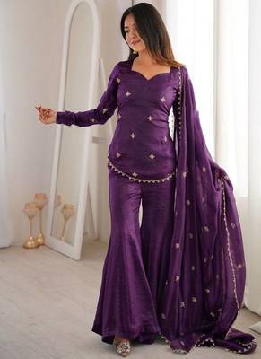 New womens trendy embroidery sequence work kurta set 2