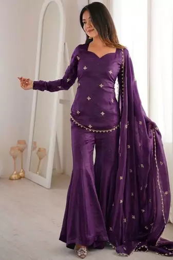 New womens trendy embroidery sequence work kurta set